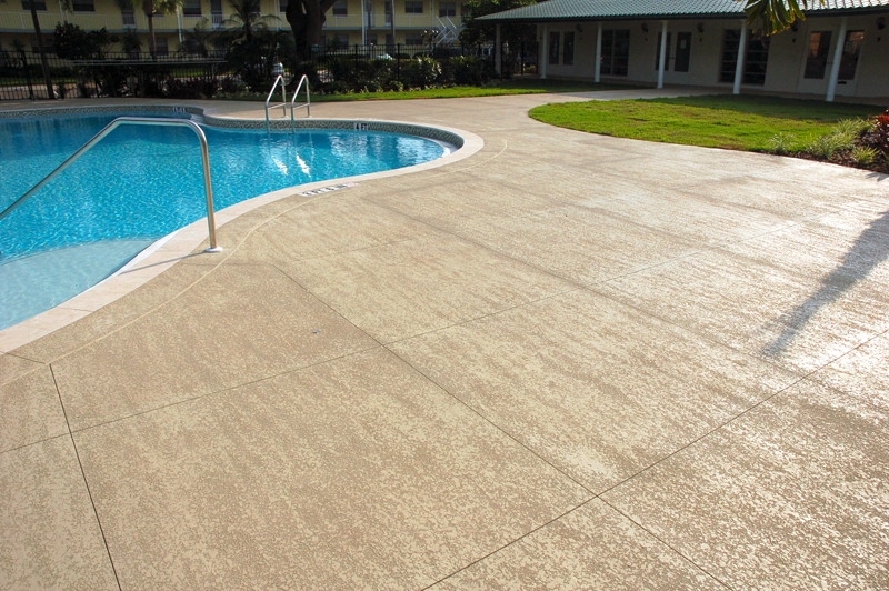 concrete-pool-deck-patio-contractor-panama-city-florida-concrete-company